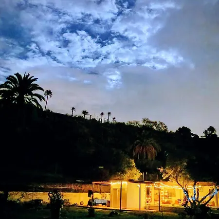 Κατάλυμα σε φάρμα La Casa De La Pradera *